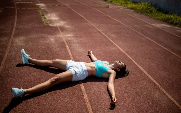 Overtraining Syndrome ออกกำลังหนักเกินไปไม่ดีแน่