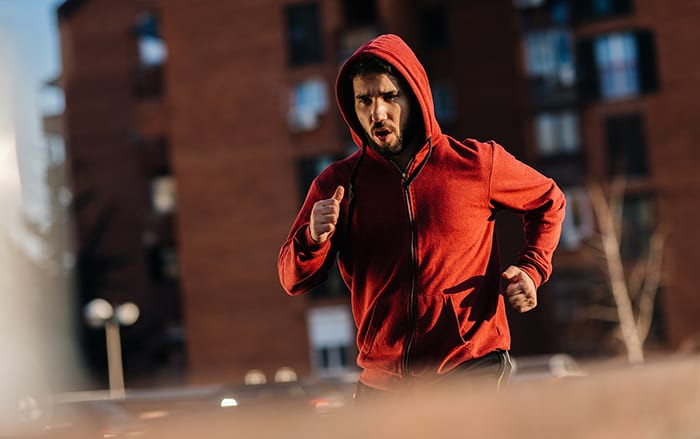 ” หัวใจวายขณะวิ่ง ” ถึงแข็งแรงก็ตายได้ เช็กความเสี่ยงกันเถอะ