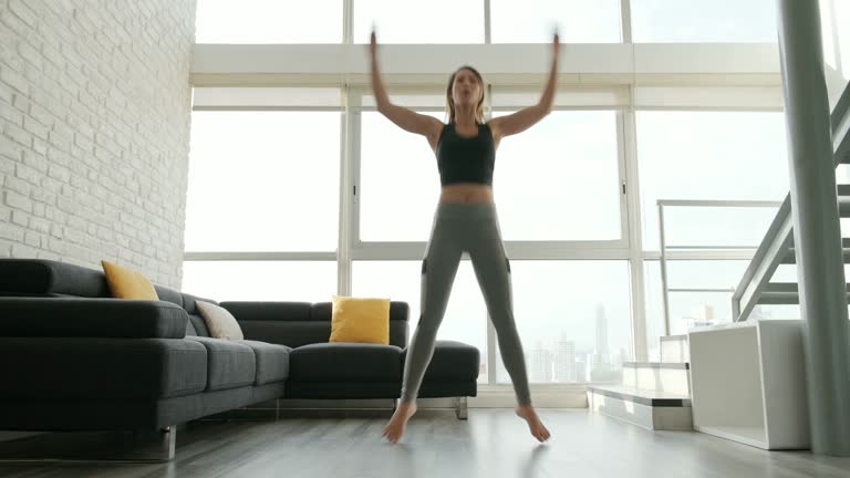 10 ประโยชน์ “กระโดดตบ” ทางเลือกของคน “ลดน้ำหนัก” ที่ไม่อยากไปฟิตเนส