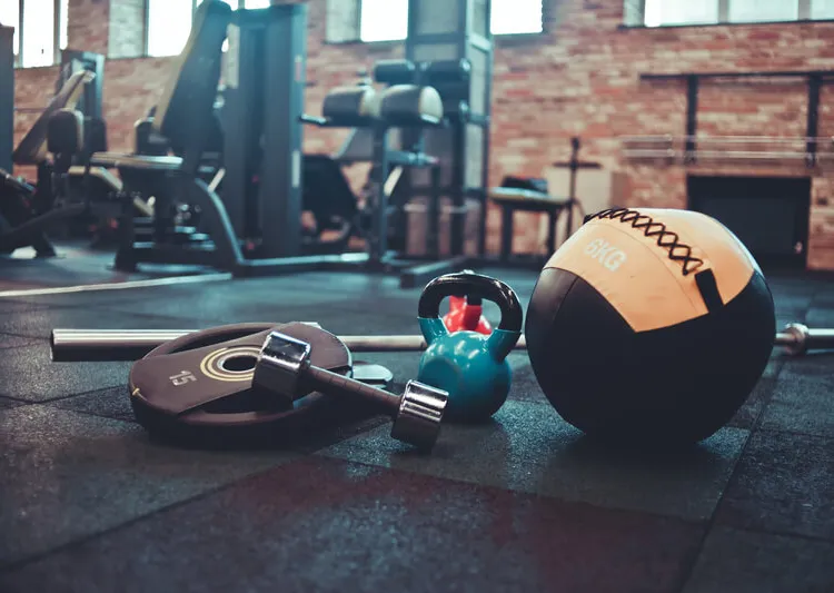 อุปกรณ์ยกน้ำหนัก มีอะไรบ้าง